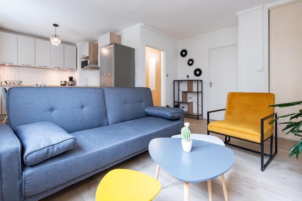 Appartement Renove Pour 6 Avec Parking Villeurbanne Luaran gambar