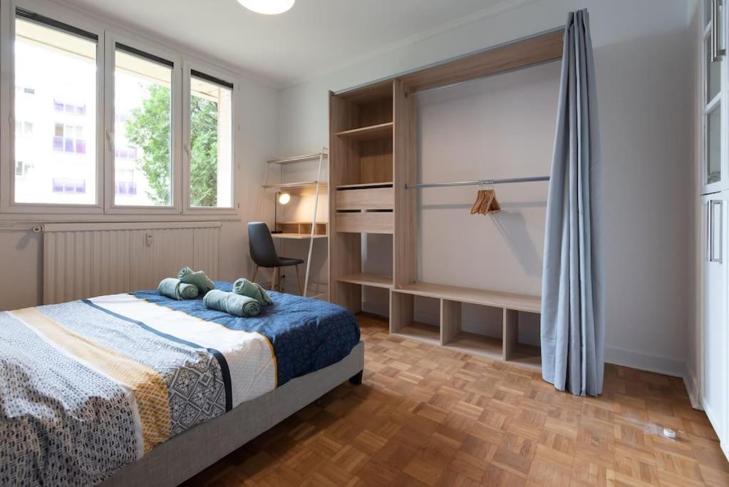 Appartement Renove Pour 6 Avec Parking Villeurbanne Luaran gambar